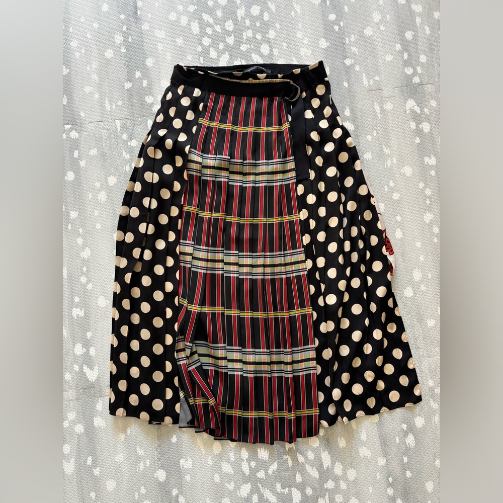 Zara Women’s skirt - Small